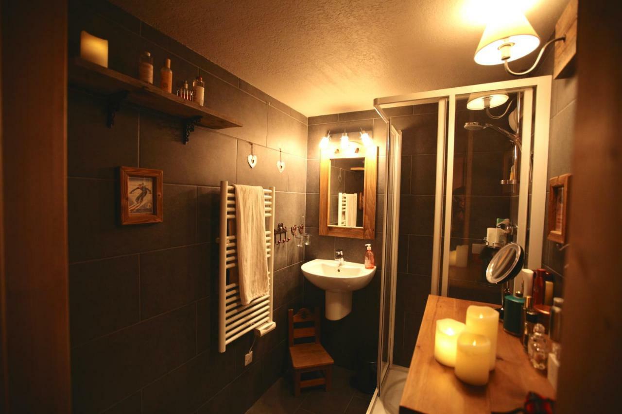 Duplex En Vieux Bois Hyper Centre Apartment Шамони Екстериор снимка